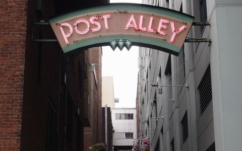 Post Alley way entry sign