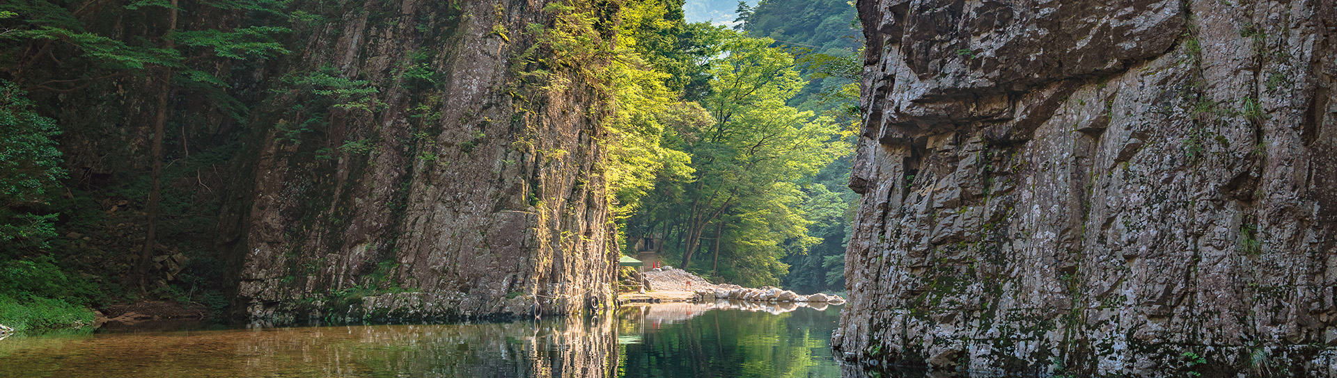 A quiet lake in Okayama Prefecture