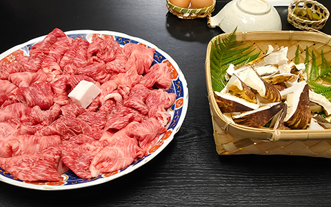 Sliced beef and shiitake