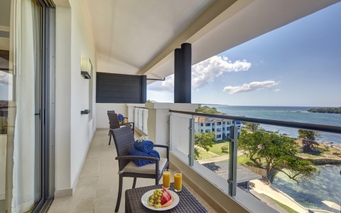  Luxury Penthouse One Bedroom Suite Ocean View Terrace Jacuzzi