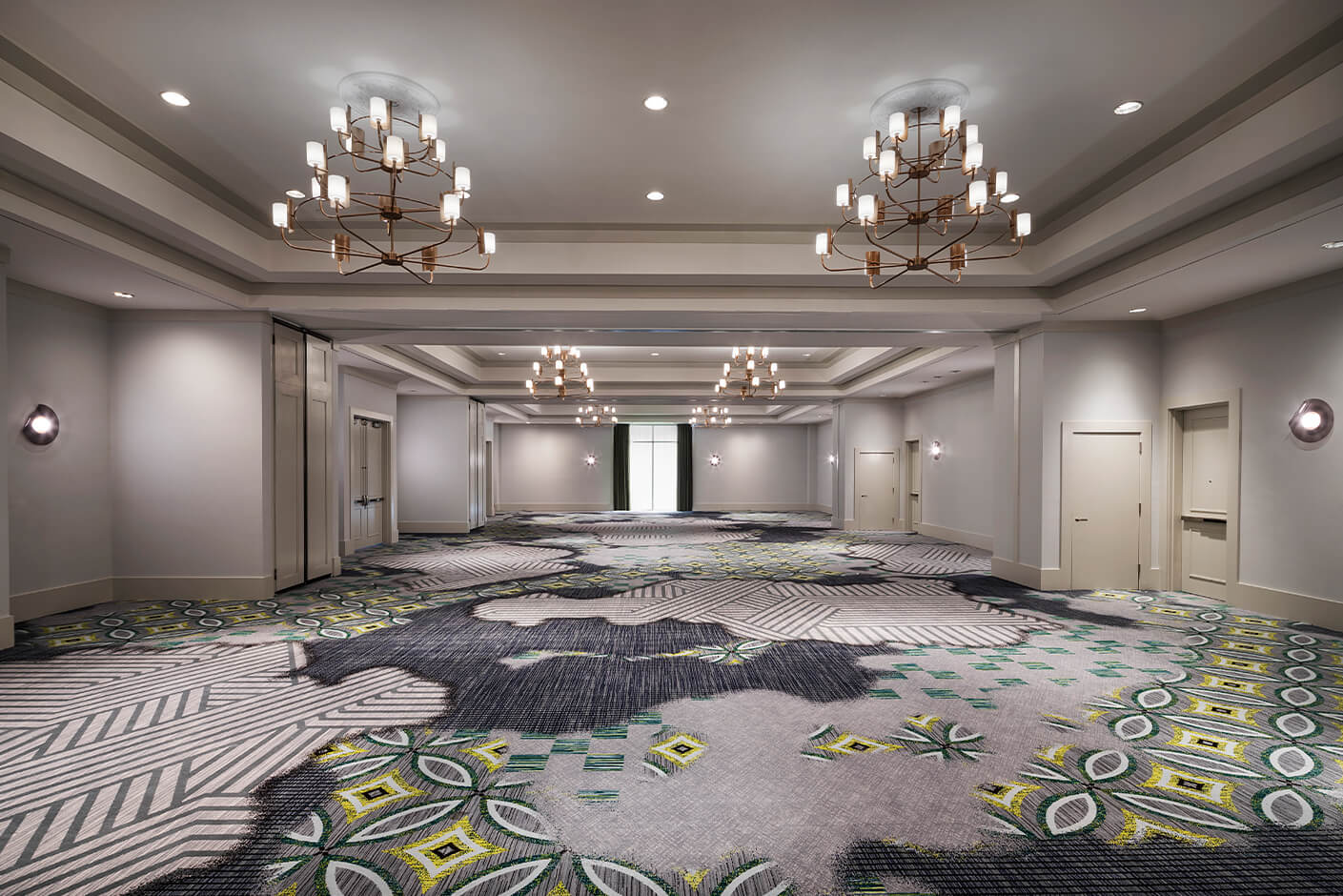 colee_website_home_meeting_03
