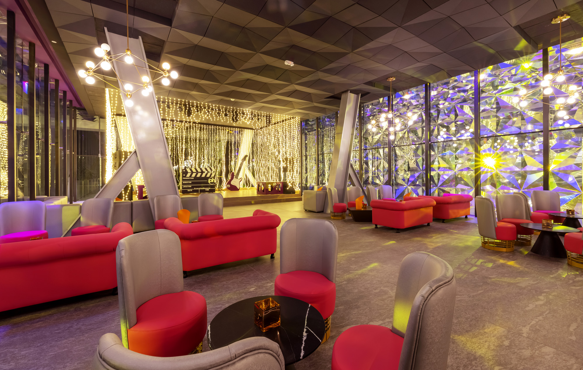disco studio 1